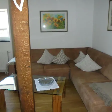 Van Haags Hof Apartament *